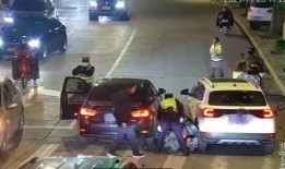 义乌外卖小哥车祸最新爆料,事故原因及伤者情况曝光